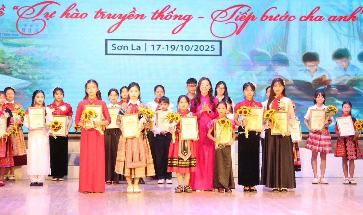 Trường tiểu học Ngọc Linh đạt giải ba khối tiểu học tại liên hoan học sinh tuyên truyền phát triển văn hóa đọc và giới thiệu sách năm 2025